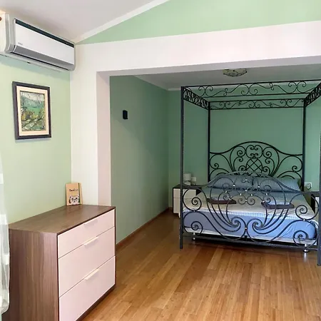 In 4 Bedroom Apartman