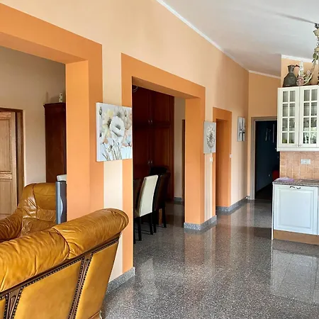 In 4 Bedroom Apartman Porec