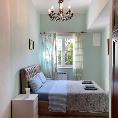 In 4 Bedroom Apartament Poreč